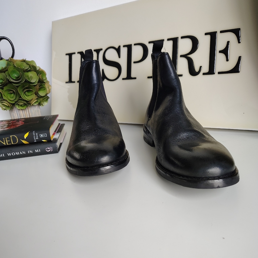 Frye Ben Leather Chelsea Boots Black Men’s Size 9M Slip On NIB